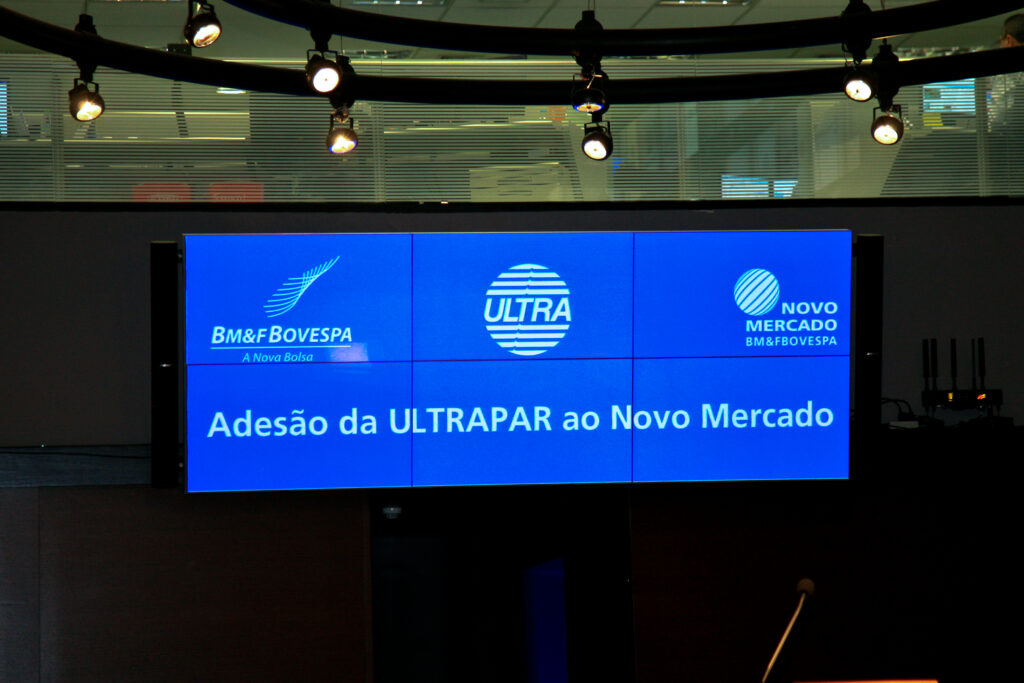 BVMF - Adesão Ultrapar - data 17-08-2100 - Evento comemorativo a adesão da Ultrapar ao Novo Mercado da BVMF. foto: Marcos Mendes / LUZ