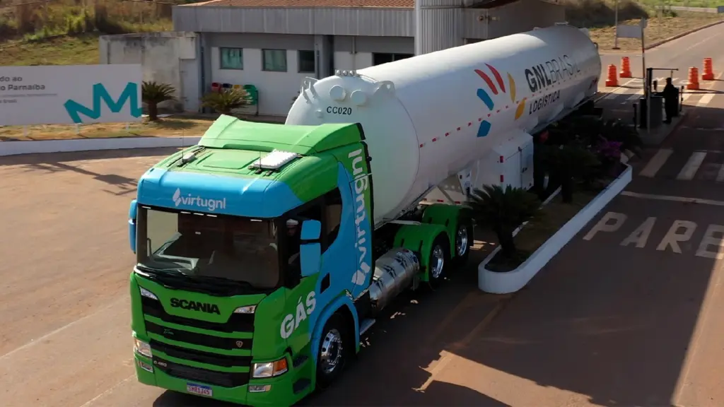 Caminhão de gás GNL Brasil